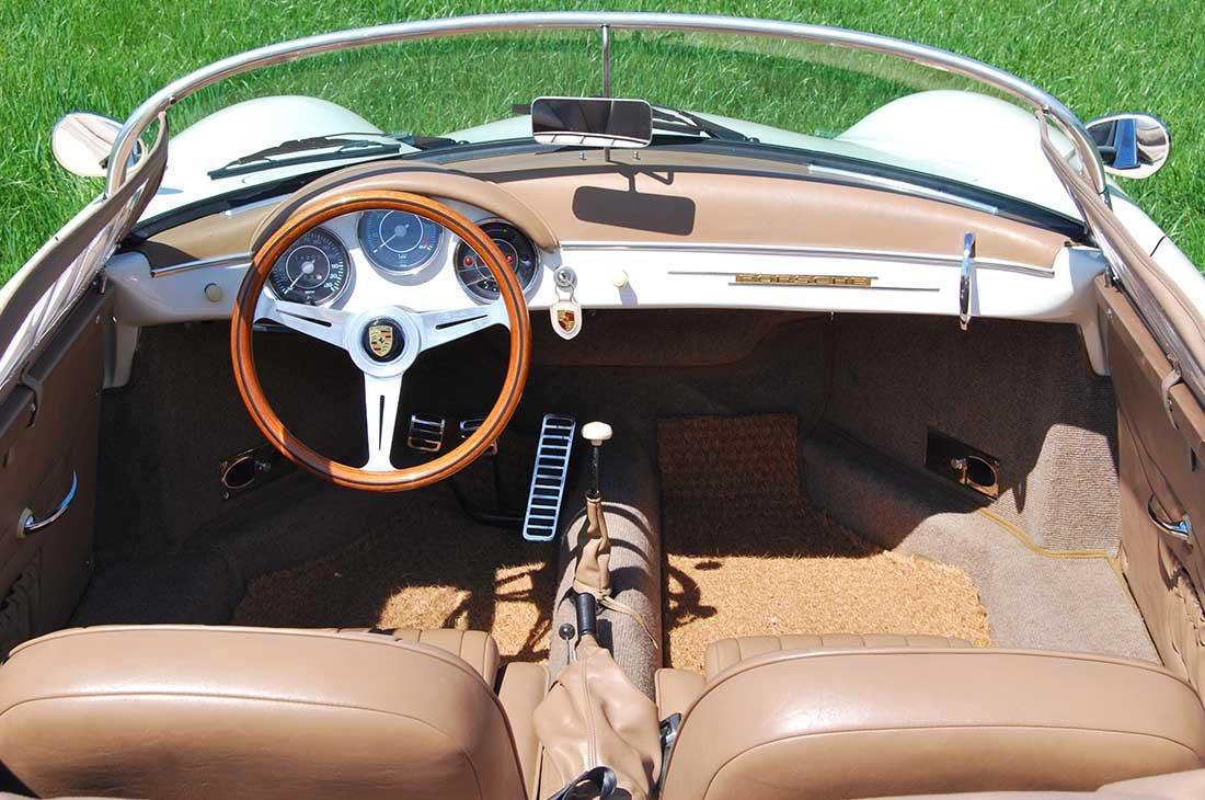 Porsche-356-Speedster-1957-boven-achter