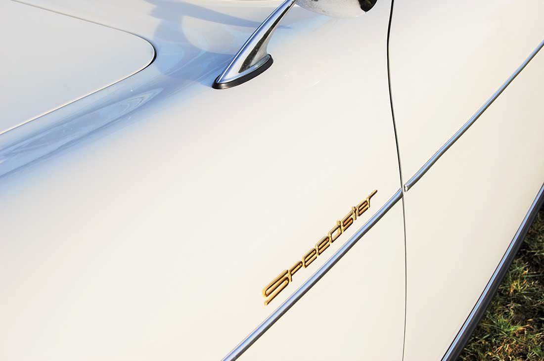 Porsche-356-Speedster-1957-sppedster-logo