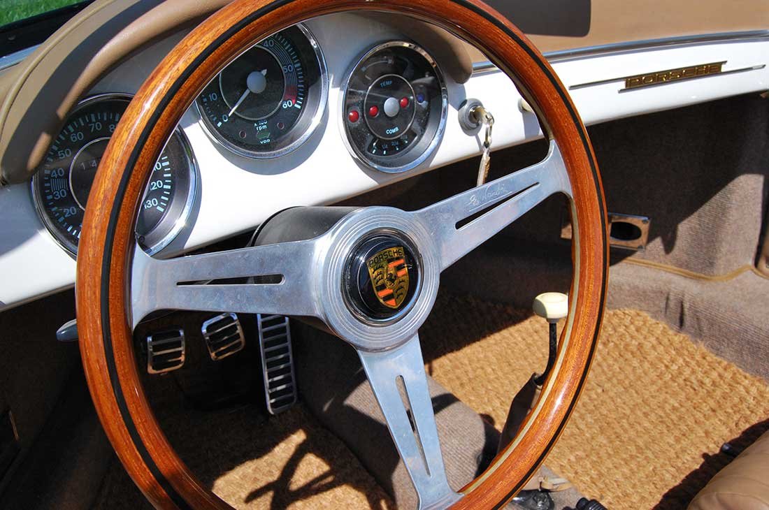 Porsche-356-Speedster-1957-stuur-zoom